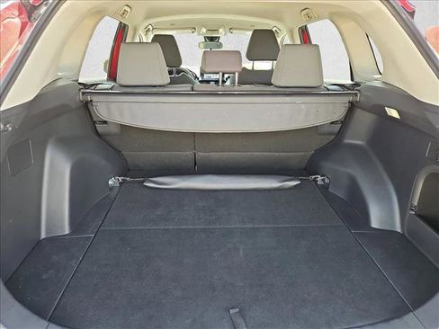 Used 2025 Toyota RAV4 XLE image 6