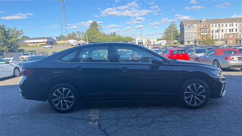 Used 2025 Volkswagen Jetta S FWD image 4
