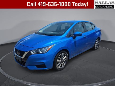 Used 2020 Nissan Versa SV FWD image 1
