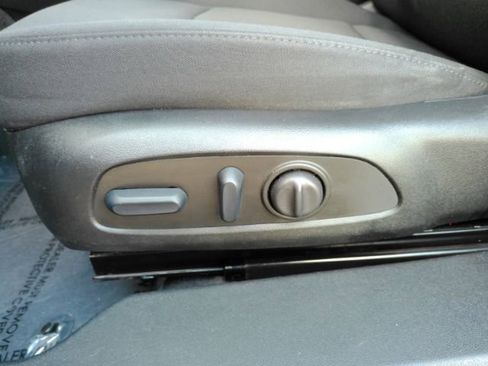 Used 2023 Chevrolet Malibu LT w/ Redline Edition FWD image 15