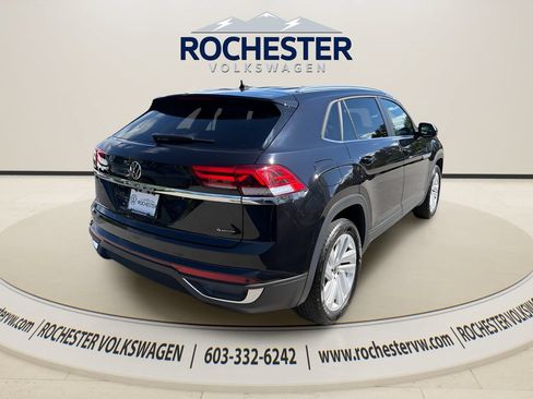 Used 2023 Volkswagen Atlas Cross Sport SE AWD/4WD image 6