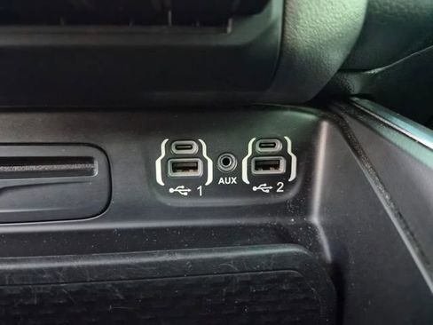 Used 2019 RAM 1500 Big Horn AWD/4WD image 32