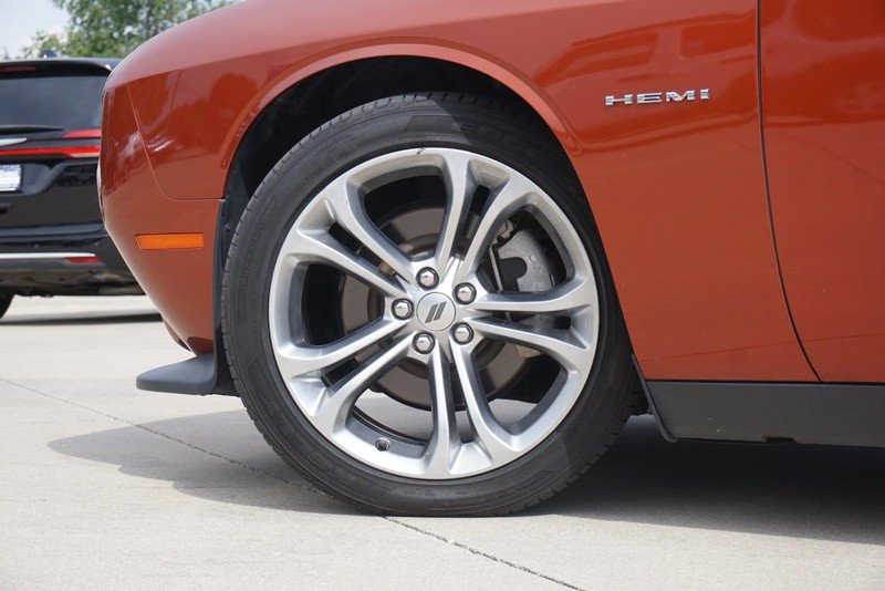 Used 2021 Dodge Challenger R/T RWD image 16