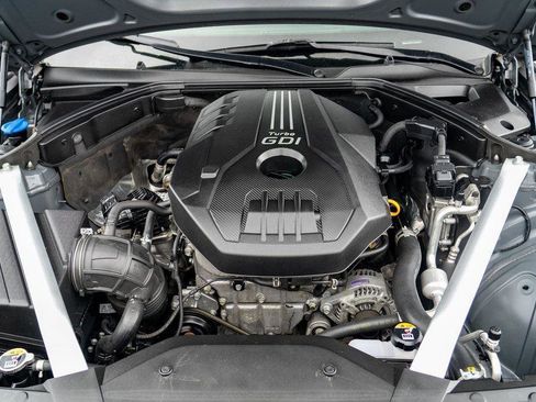 Used 2022 Genesis G70 2.0T image 31