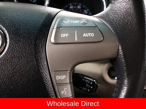 Used 2010 Toyota Highlander Limited AWD/4WD image 20