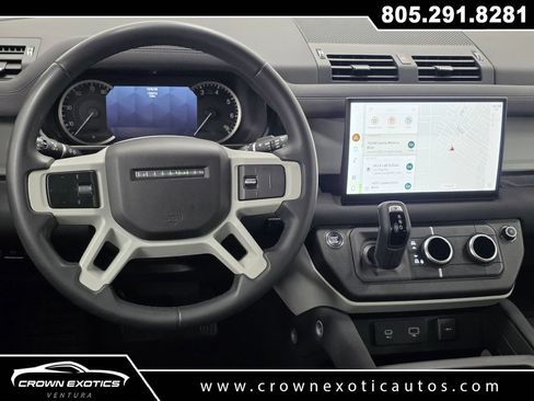 Used 2023 Land Rover Defender 130 SE AWD/4WD image 18
