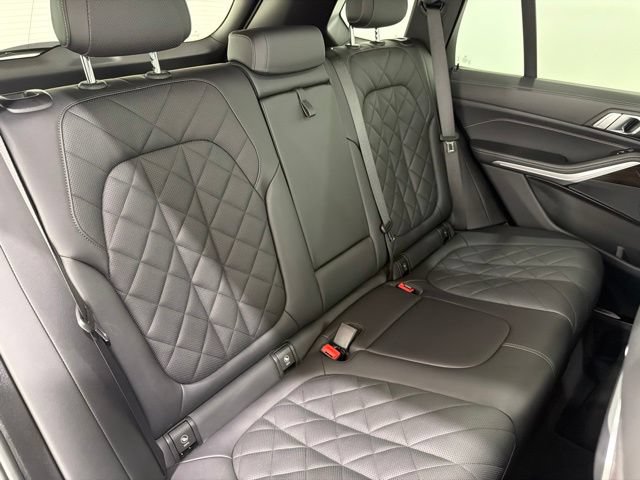 Certified 2024 BMW X5 xDrive40i w/ M Sport Package AWD/4WD image 22