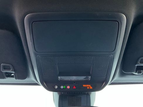 Used 2025 Chevrolet Equinox LT image 16