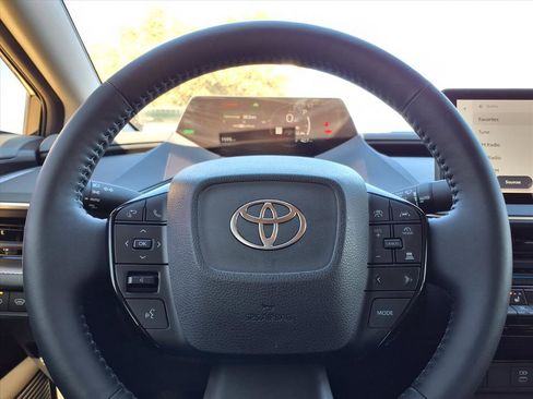 Certified 2025 Toyota Prius LE image 20