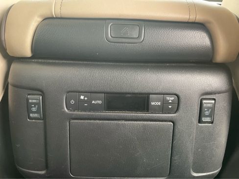 Used 2023 Nissan Armada Platinum w/ Captain's Chairs Package AWD/4WD image 26
