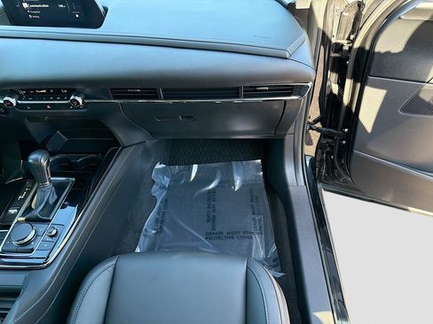 Used 2024 MAZDA CX-30 AWD 2.5 S w/ Preferred Package image 17