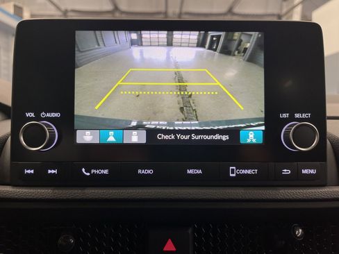 Used 2025 Honda CR-V EX image 18