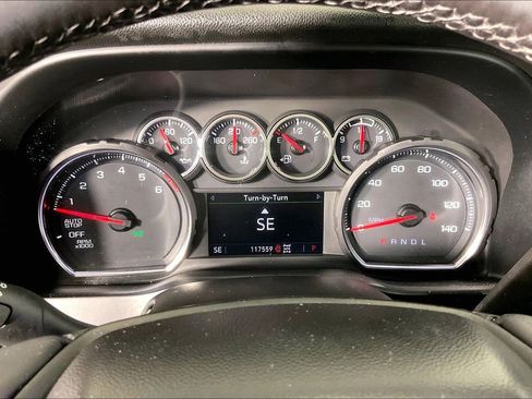 Used 2022 Chevrolet Silverado 1500 LT AWD/4WD image 28
