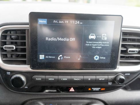 Used 2021 Hyundai Venue SE FWD image 20