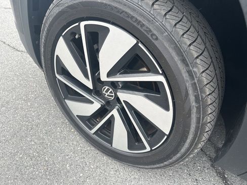 Used 2024 Volkswagen Atlas SE image 9