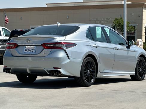 Used 2023 Toyota Camry XSE image 6
