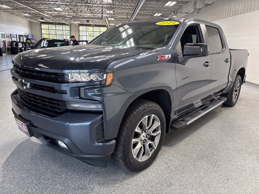 Used 2019 Chevrolet Silverado 1500 RST AWD/4WD image 3