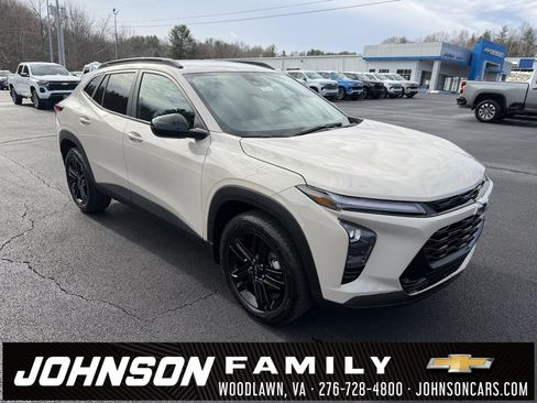 New 2026 Chevrolet Trax ACTIV w/ Driver Confidence Package image 1