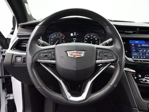 Certified 2024 Cadillac XT6 Premium Luxury image 15