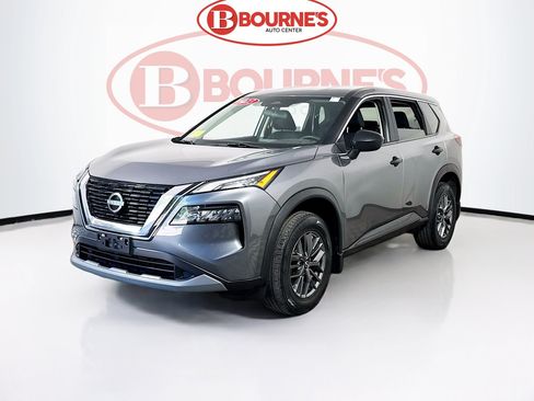 Used 2023 Nissan Rogue S AWD/4WD image 5