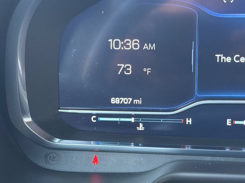 Used 2024 Chevrolet Tahoe LT AWD/4WD image 31