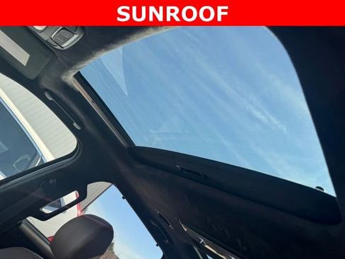 Used 2021 Kia Telluride SX w/ SX Prestige Package image 8