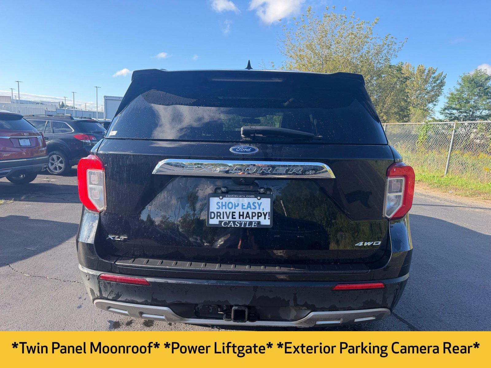 Used 2023 Ford Explorer XLT w/ Equipment Group 202A AWD/4WD image 9