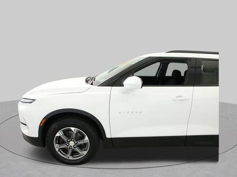 Used 2023 Chevrolet Blazer LT w/ Convenience Package AWD/4WD image 6