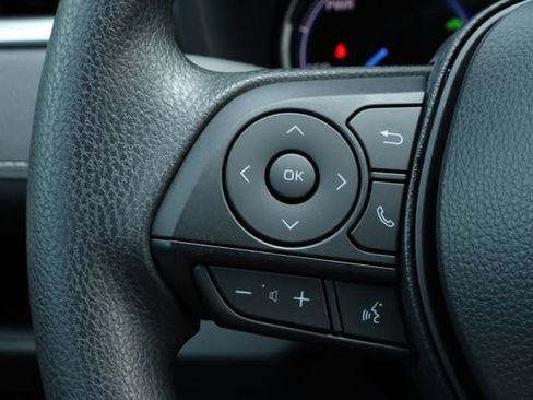 Used 2025 Toyota RAV4 XLE image 27