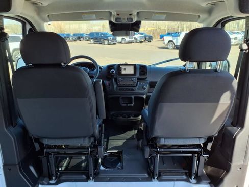 New 2025 RAM ProMaster 2500 w/ Convenience Group FWD image 11