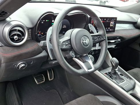 Used 2024 Alfa Romeo Tonale Veloce image 25