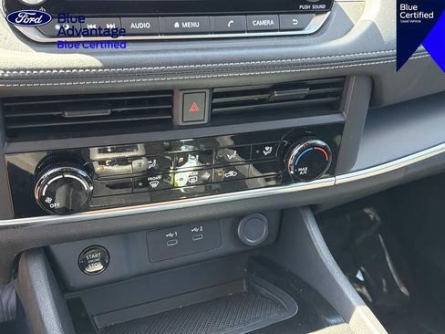 Used 2024 Nissan Rogue S FWD image 22
