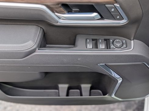 Used 2025 Chevrolet Silverado 2500 LT w/ All Star Edition image 27