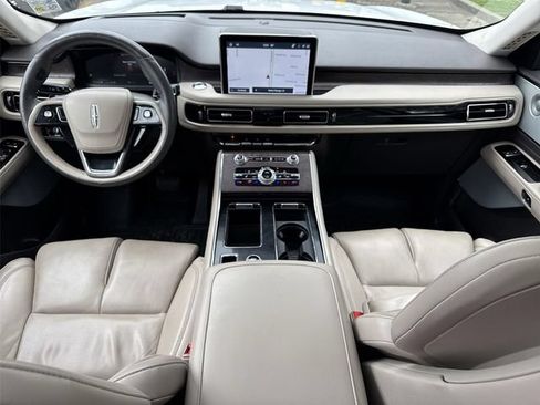 Used 2022 Lincoln Aviator Reserve w/ Equipment Group 201A RWD image 21