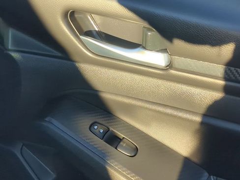 Used 2024 Nissan Altima 2.5 SV image 27