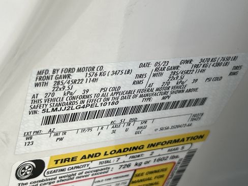 Used 2023 Lincoln Navigator Reserve image 17