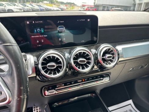 Used 2021 Mercedes-Benz GLB 250 image 21
