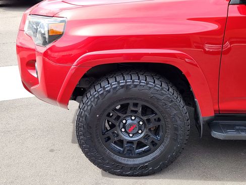 Used 2015 Toyota 4Runner SR5 Premium image 8