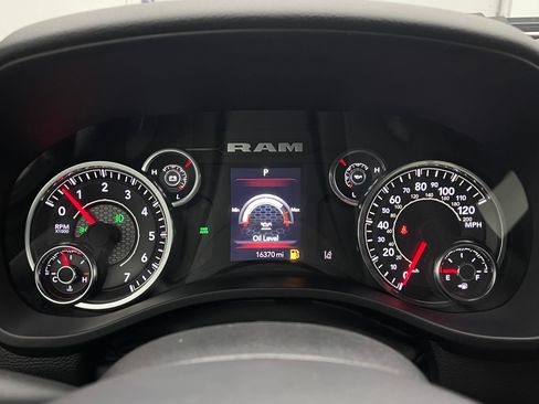 Used 2025 RAM 1500 Big Horn AWD/4WD image 20
