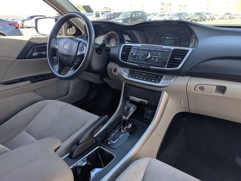 Used 2014 Honda Accord Hybrid Sedan image 33