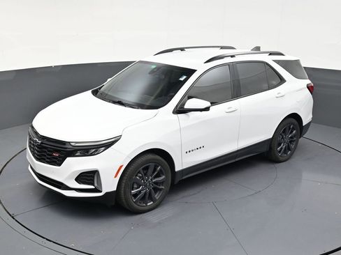 Used 2024 Chevrolet Equinox RS w/ RS Leather Package FWD image 12