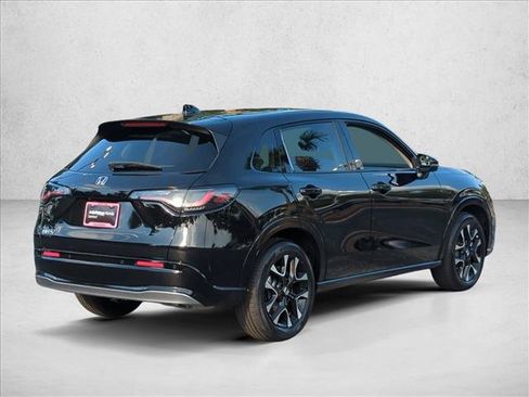 New 2027 Honda HR-V EX-L image 2