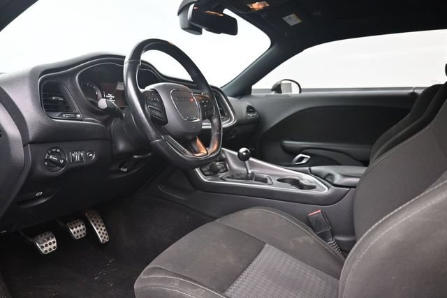 Used 2022 Dodge Challenger R/T RWD image 14