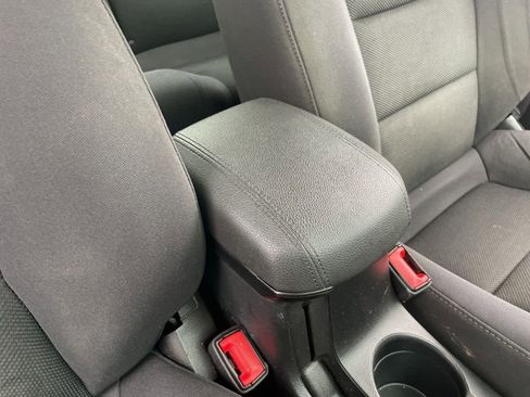 Used 2014 Chevrolet Cruze LT w/ All-Star Edition image 34