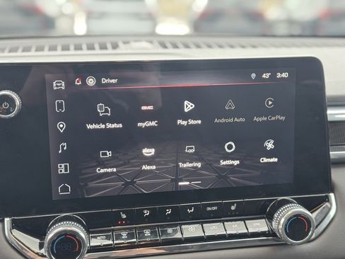 Used 2025 GMC Canyon Elevation w/ Convenience Package image 18