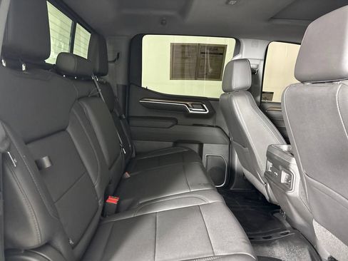 Used 2022 Chevrolet Silverado 1500 RST w/ Convenience Package II AWD/4WD image 27