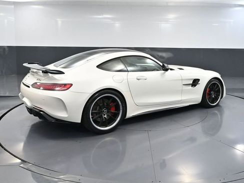 Used 2018 Mercedes-Benz AMG GT R image 4