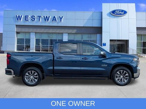 Used 2022 Chevrolet Silverado 1500 LT w/ Bed Protection Package RWD image 2