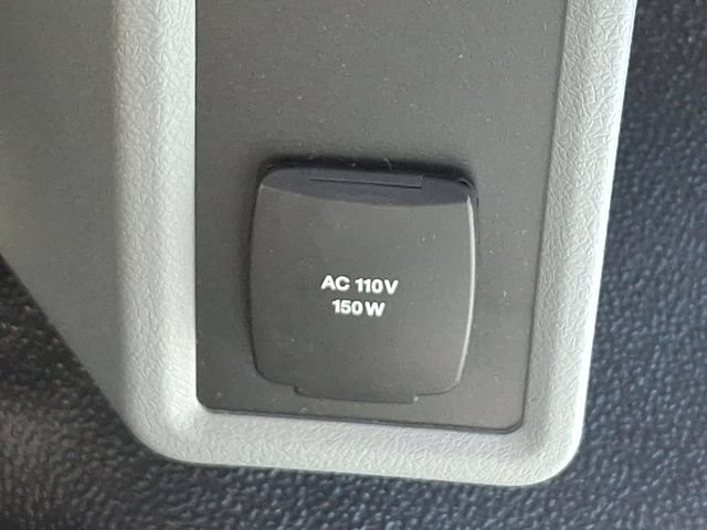 Used 2023 Ford F650 2WD Regular Cab Super Duty image 23