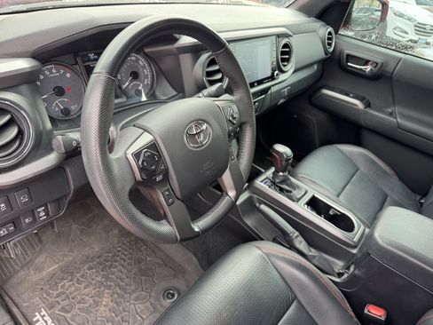 Used 2023 Toyota Tacoma TRD Pro image 12